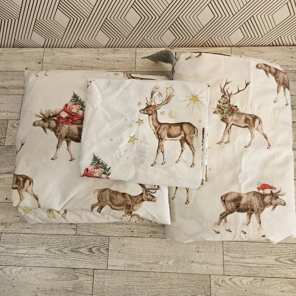 RARE Pottery Barn Silly Stag 3 Piece Queen Sheet Set *Flat Fitted 1 Pillowcase